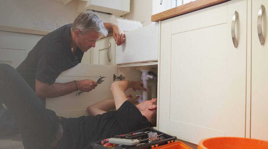 Professional burst pipe repair services in De Valls Bluff, AR